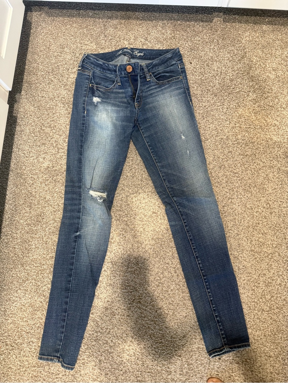 American Eagle Outfitters Women's Dark Blue Skinny Jeans